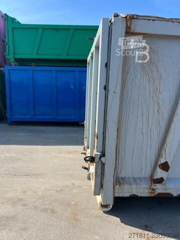 Hákový kontejner  CONTAINER SCARRABILE USATO CON COPERCHIO