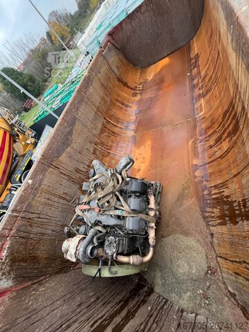 самоскид Mercedes-Benz 4148 K