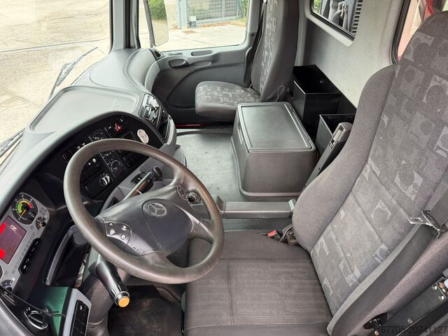 самоскид Mercedes-Benz 4148 K