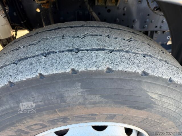 Automatische Betonpumpe Iveco Trakker 450