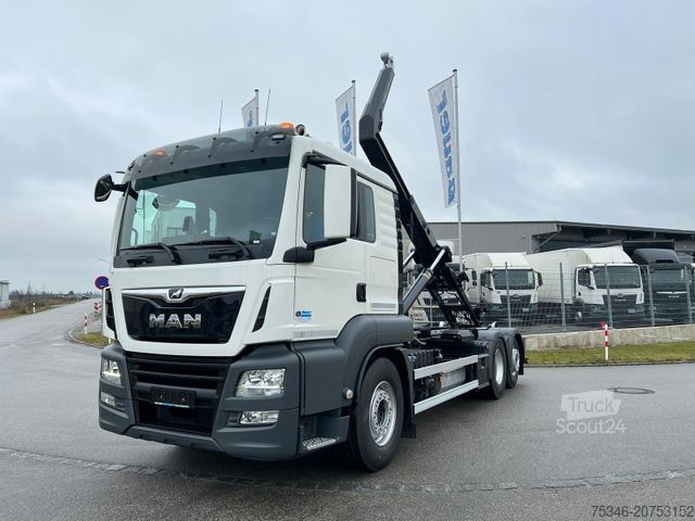 Abrollkipper MAN 26.470 Abroller 6x2-4/Meiller RS 21.65/Lenkachse