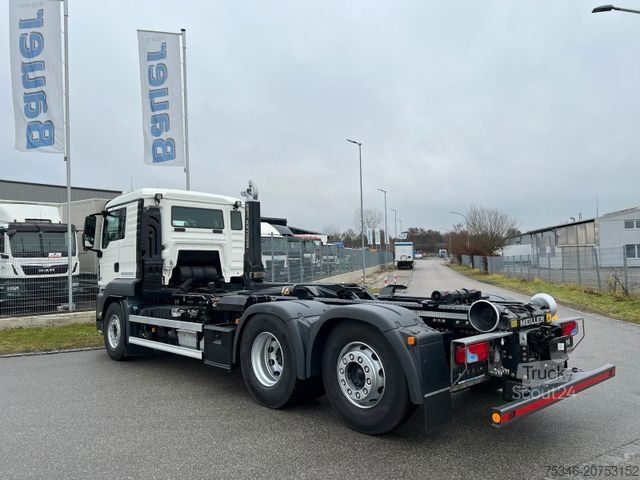 Abrollkipper MAN 26.470 Abroller 6x2-4/Meiller RS 21.65/Lenkachse