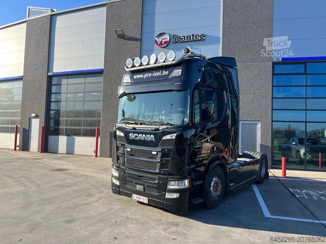 Standard tractor unit SCANIA R520