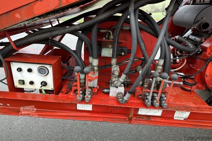 Commercial vehicle  310 Mobile Siebanlage