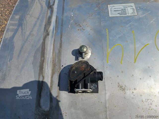 Polttoainesäiliö ACGB 787 Mercedes Actros - A6624703501 - Dieseltank  290...
