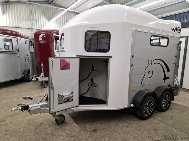 Remolque para caballos Cheval Liberté Cheval Liberté Neuss Premium Alufelgen