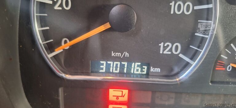 Закрытый кузов Mercedes-Benz Atego 816