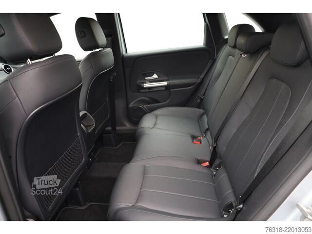 Minibusz Mercedes-Benz B 180 d  Progressive MBUX LED Shzg Kamera