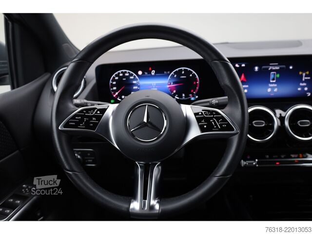 Minibusz Mercedes-Benz B 180 d  Progressive MBUX LED Shzg Kamera