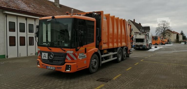 çöp kamyonu Mercedes-Benz Econic 2635 L ENA 6x2-4 / Zöller Medium