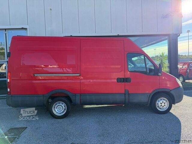 Kamion za specijalne namene Iveco Daily