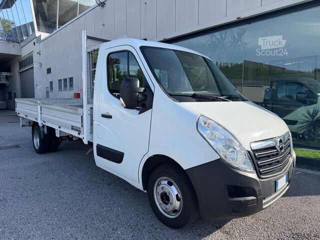 Caminhão para fins especiais Opel Movano
