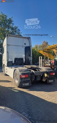 Standard trækkerunit Daf XF450 FT Retarder, Standklima