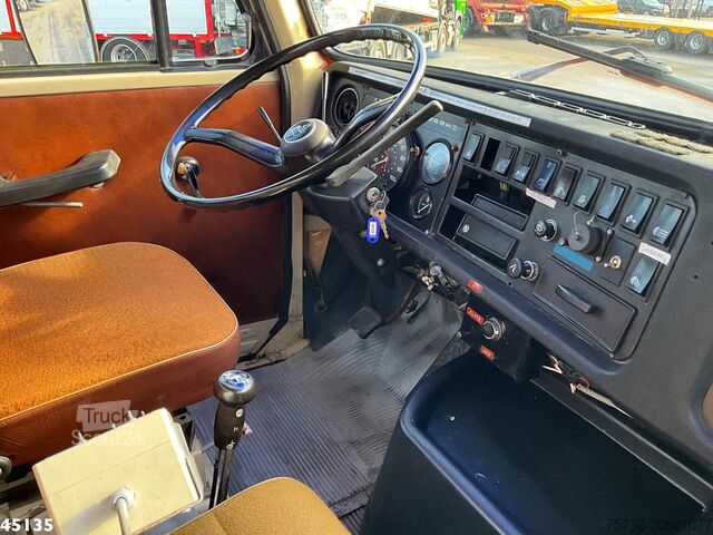 Spreader wagon Volvo N720 Schmidt Zoutstrooier Just 60.240 km!