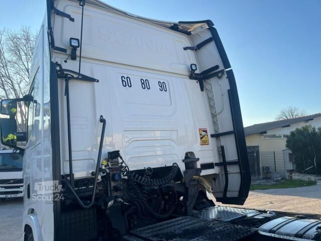 Trattore stradale standard Scania R 450