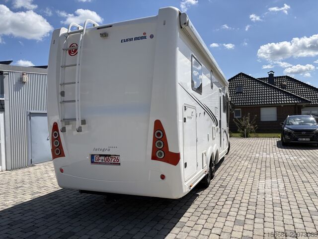 Integrētais kemperis Euramobil I 850 QB Integra 