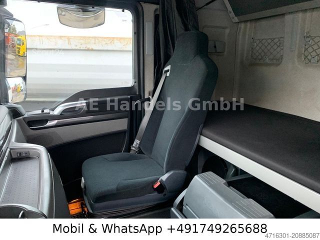 Camion de matières dangereuses MAN TGX 18.460 ADR XLX BL *Retarder/ACC/Standklima