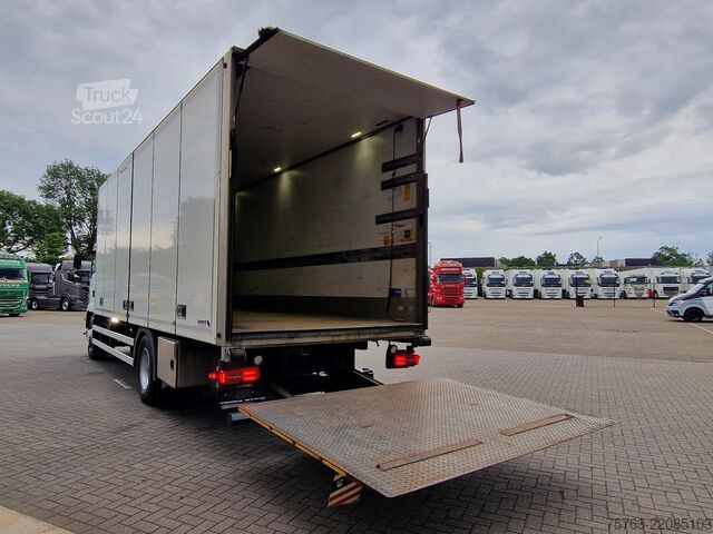 Matkalaukku MAN TGM 18.290 Schmitz box with sidedoors - Zepro l...
