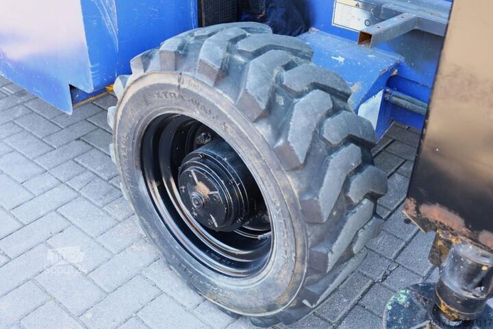 Scherenhebebühne Haulotte H15SX Diesel, 4x4 Drive 15 Working Height, 500kg C