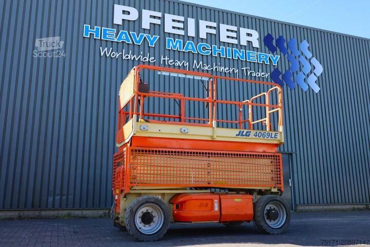 Sakselevator JLG 4069LE Electric, 14.2m Working Height, 360kg Capac