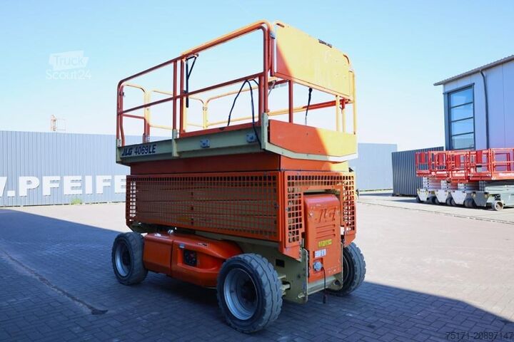 Sakselevator JLG 4069LE Electric, 14.2m Working Height, 360kg Capac