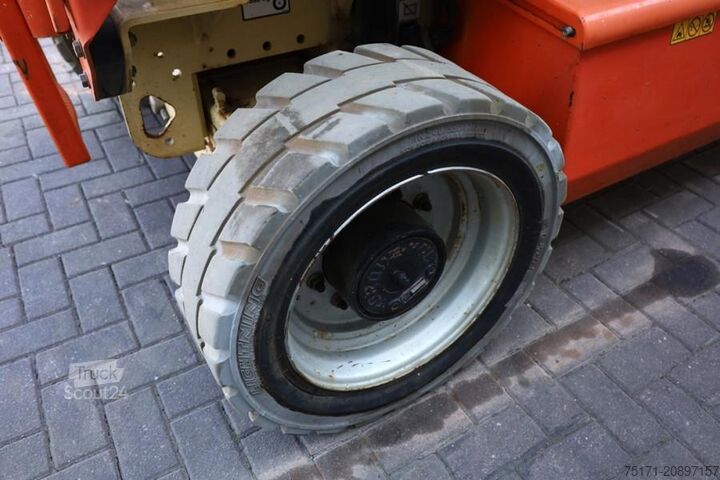 Sakselevator JLG 4069LE Electric, 14.2m Working Height, 360kg Capac