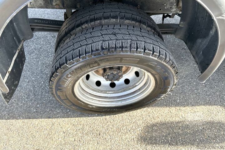 Cysterna samochodowa Renault Maxity 130.35 Tankaufbau 4x2 / Swiss-Vehicle