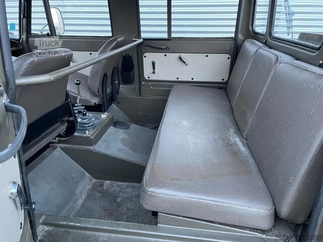 Hochdachkombi Mercedes-Benz Unimog 406 Doka Vliegtuigsleper Nieuwstaat!