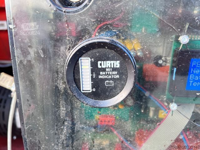 Plataforma de trabajo HAULOTTE PB S151-16 E / 15,3 Meter / Akku / UVV