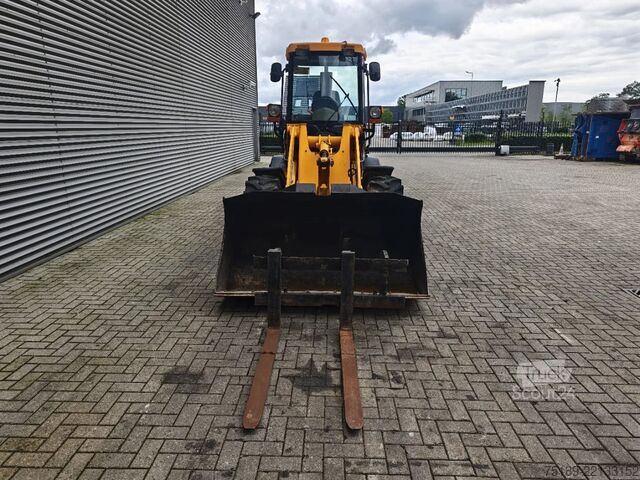 Lader JCB 409 Bucket + Forks!