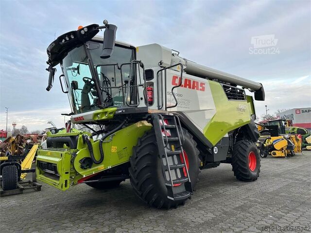 Moissonneuse-batteuse CLAAS Trion 660 mit Vario 770
