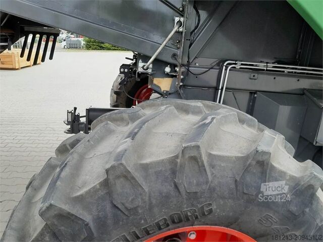 Kombajn zbożowy FENDT 6275 L