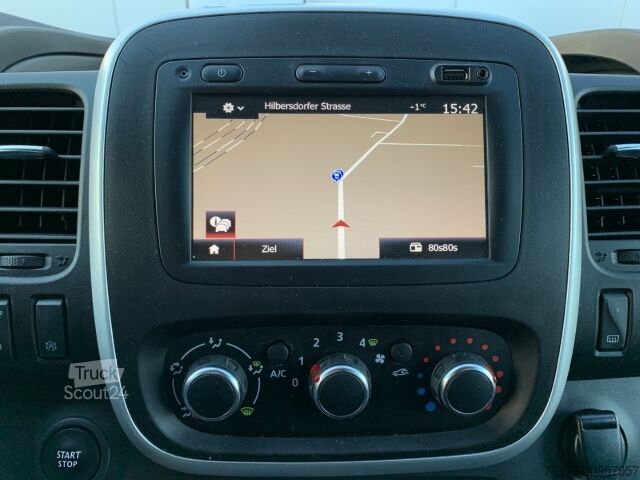 Dobozos furgon Renault Trafic 2.0 dCi L2H1 9-Sitzer KAMERA+AHK+NAVI+LED