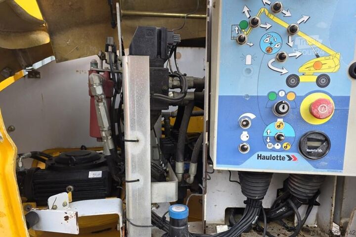 Plate-forme télescopique Haulotte H16TPX As-Is, Diesel, 4x4 Drive, 16m Working Heigh