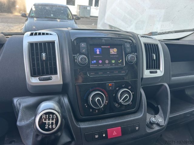 Transporter mit Koffer FIAT Ducato  Koffer+LBW*Navi*Klima*Kamera*140PS*