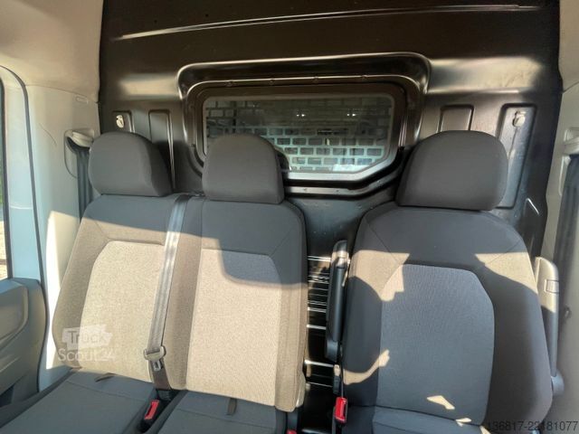 Magas tetős furgon VOLKSWAGEN Crafter Kasten 35 L4H3 Hochdach KAM Navi Klima