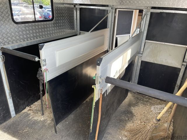 Veetransporter MERCEDES-BENZ Atego 818 L Automatik, Klima,Leder,Standheizung