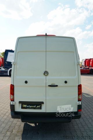 Fourgon tôlé VOLKSWAGEN CRAFTER  / 2.0 D / FURGON BLASZAK / DMC: 3500 KG