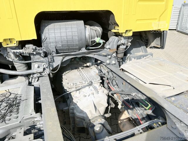 Châssis de camion  FM 450 6x2 FM 450 6x2, Motorabtrieb, Lenk-/Liftachse