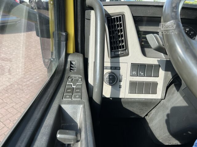 Châssis de camion  FM 450 6x2 FM 450 6x2, Motorabtrieb, Lenk-/Liftachse