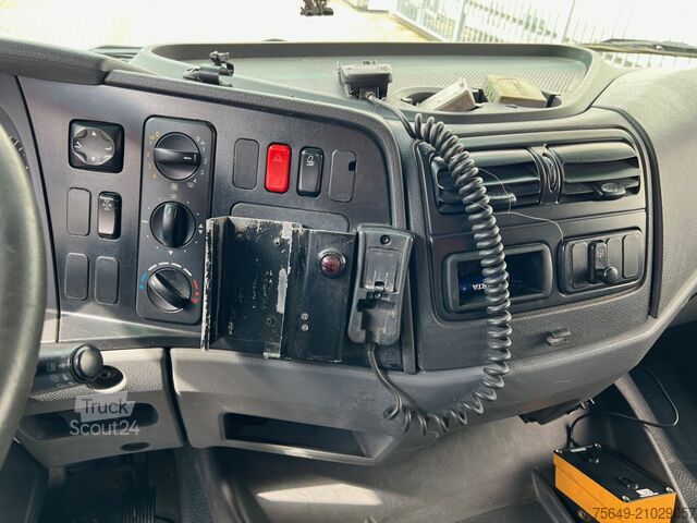 Грузовик специального назначения Mercedes-Benz Atego 1223 L 4x2 Atego 1223 L 4x2, Kompl. Zug, Lift- & Schiebeplateau, Durchladesystem, Funk
