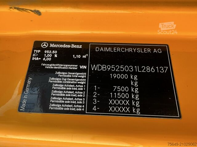 Special purpose truck Mercedes-Benz Axor 1824 K 4x2 Axor 1824 K 4x2, AMV Hubsteiger + Kompressor, Funk