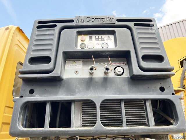 Special purpose truck Mercedes-Benz Axor 1824 K 4x2 Axor 1824 K 4x2, AMV Hubsteiger + Kompressor, Funk