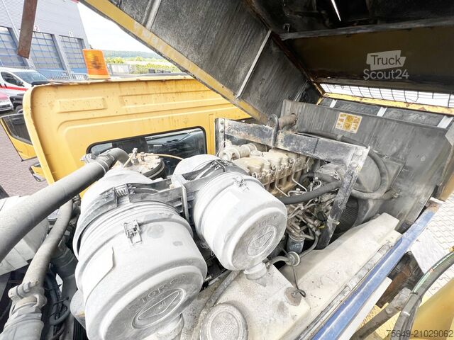 Special purpose truck Mercedes-Benz Axor 1824 K 4x2 Axor 1824 K 4x2, AMV Hubsteiger + Kompressor, Funk