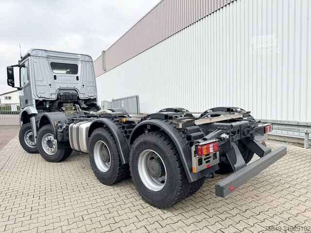 Camion benne à bras amovible Mercedes-Benz Arocs 4148 K 8x4/4 Arocs 4148 K 8x4/4/45, Turbo-Retarder-Kupplung, Grounder