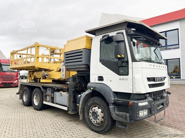 Speciale doeleinden vrachtwagen Iveco-Magirus Trakker AD260T36 6x4 Trakker AD260T36 6x4, AMV Hubsteiger + Kompressor, Funk