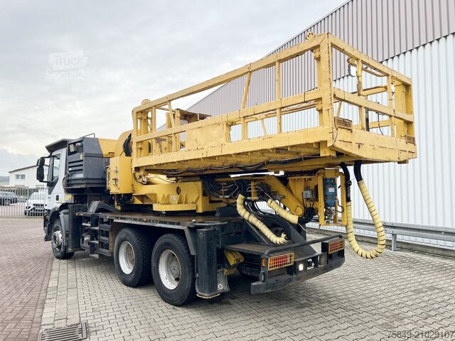 Speciale doeleinden vrachtwagen Iveco-Magirus Trakker AD260T36 6x4 Trakker AD260T36 6x4, AMV Hubsteiger + Kompressor, Funk
