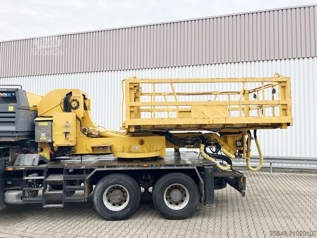 Speciale doeleinden vrachtwagen Iveco-Magirus Trakker AD260T36 6x4 Trakker AD260T36 6x4, AMV Hubsteiger + Kompressor, Funk