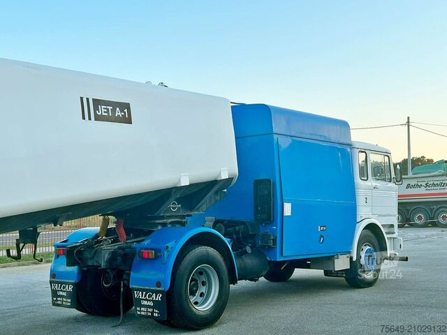 Tankwagen Mercedes-Benz 1923 4x2 Tankwagenzug für Kerosin 40.000l 1923 4x2 Tankwagenzug für Kerosin 40.000l