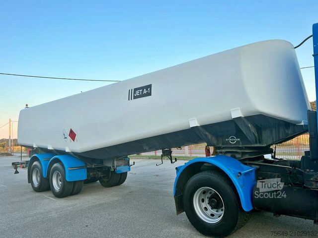 Tankwagen Mercedes-Benz 1923 4x2 Tankwagenzug für Kerosin 40.000l 1923 4x2 Tankwagenzug für Kerosin 40.000l